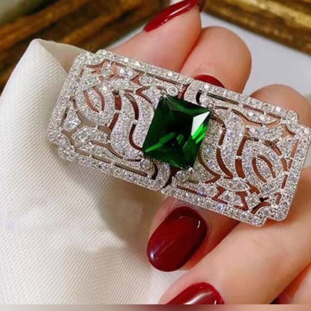 New Rhinestone bar brooch
